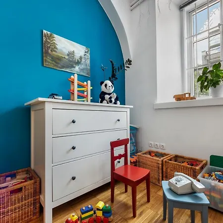 Apartman Rog With Furnished Courtyard *