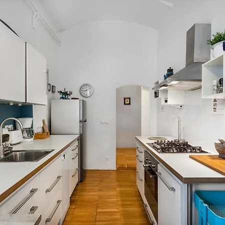 Rog With Furnished Courtyard Ljubljana